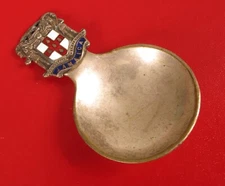 FANCY VINTAGE JAMAICA ISLAND SIGNED MENTO ENAMEL SOUVENIR SUGAR TEA SPOON RARE !