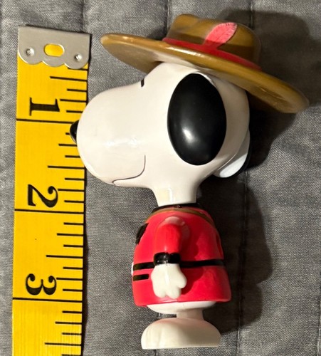 Cool Snoopy Toy Canada RCMP Royal Canadian Mounted Police - Picture 3 of 4