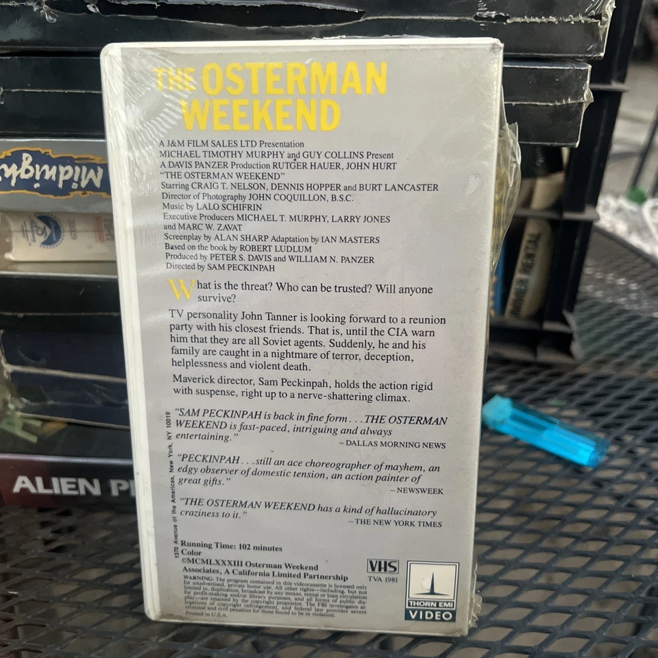 The Osterman Weekend: Thorn EMI Clamshell  Video Store  Rental  Display NO VHS Foto 2 de 4