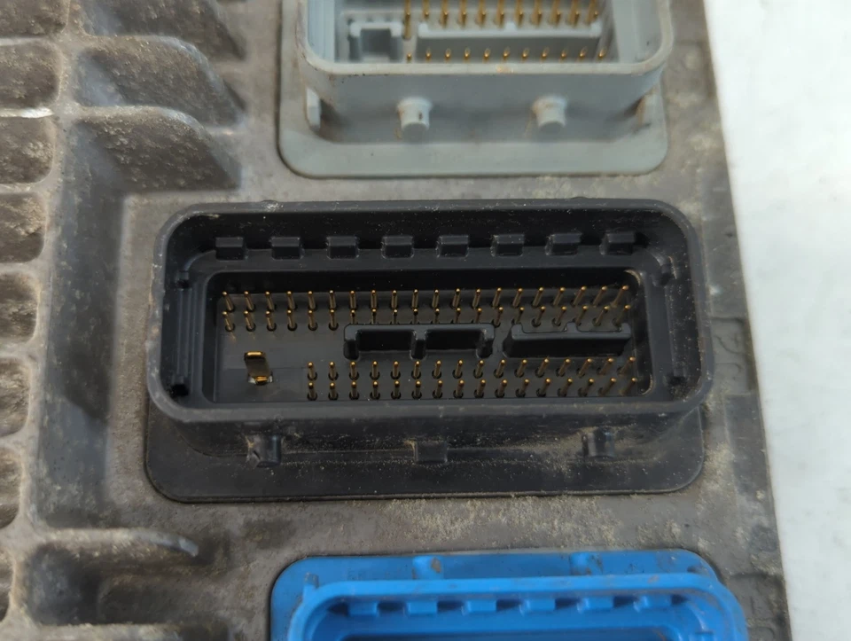 2007 雪佛兰开拓者发动机控制电脑 Ecu Pcm Ecm Pcu Oem K7HA6 — 第 4/4 张图片