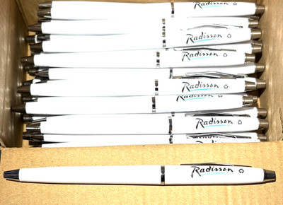  50/BOX  LUXURIOUS RADISSON ELITE HOTEL PENS BLACK INK TWIST BALLPOINT BULK LOT
