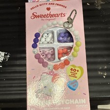 Sweethearts Hello Kitty and Friends Beads  Charm Keychain Kit 40 Beads