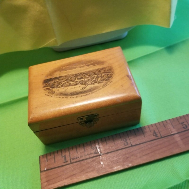 1893 World's Columbian Exposition Souvenir Wood Box with Birds Eye View on it
