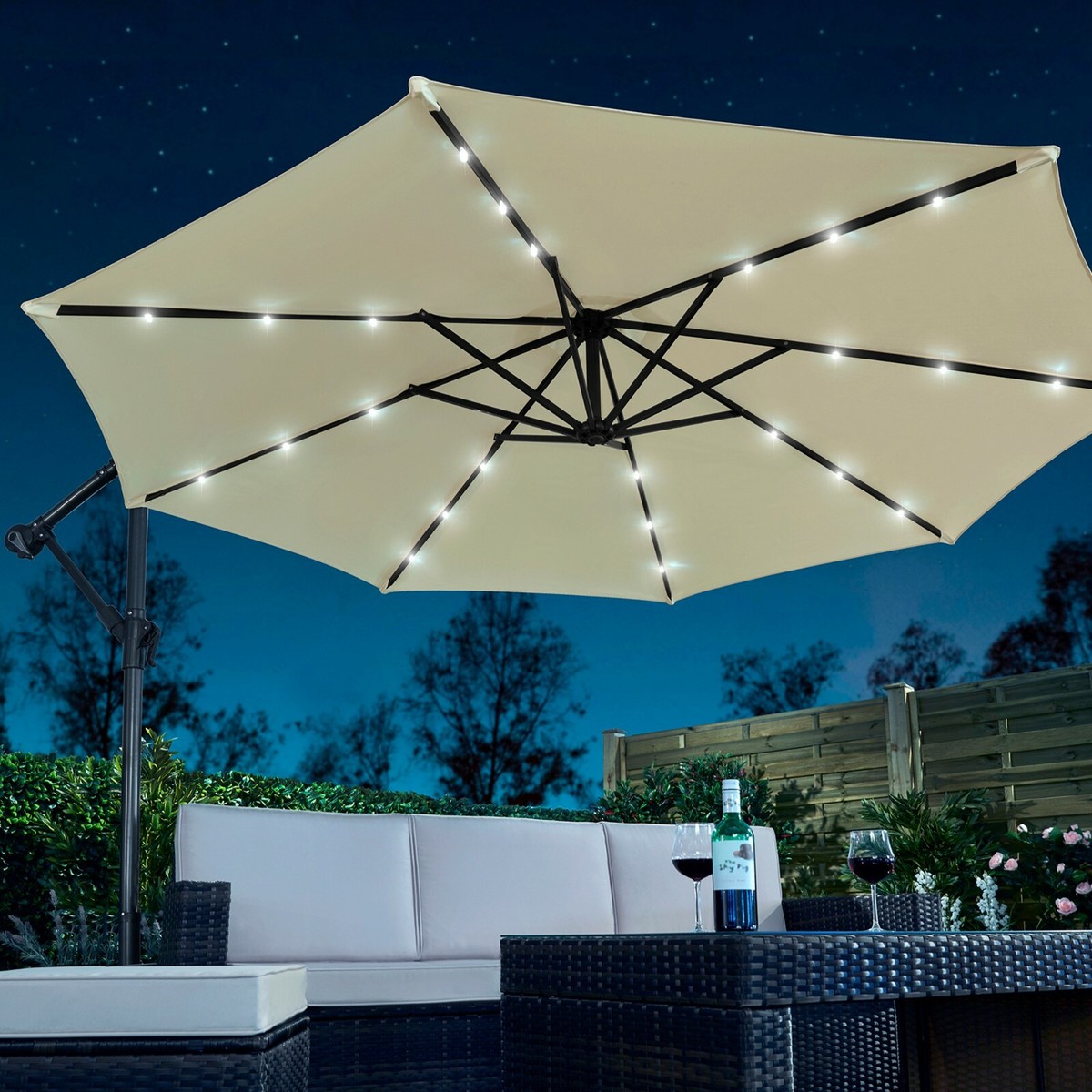 Garden Gear Cantilever Banana Sun Shade LED Parasol Patio 2.7m Hanging  Umbrella | eBay