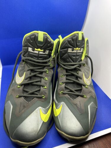Nike LeBron 11 Dunkman 2013 Basketball Shoes Sneaker - Mens Size 11 - 616175-300