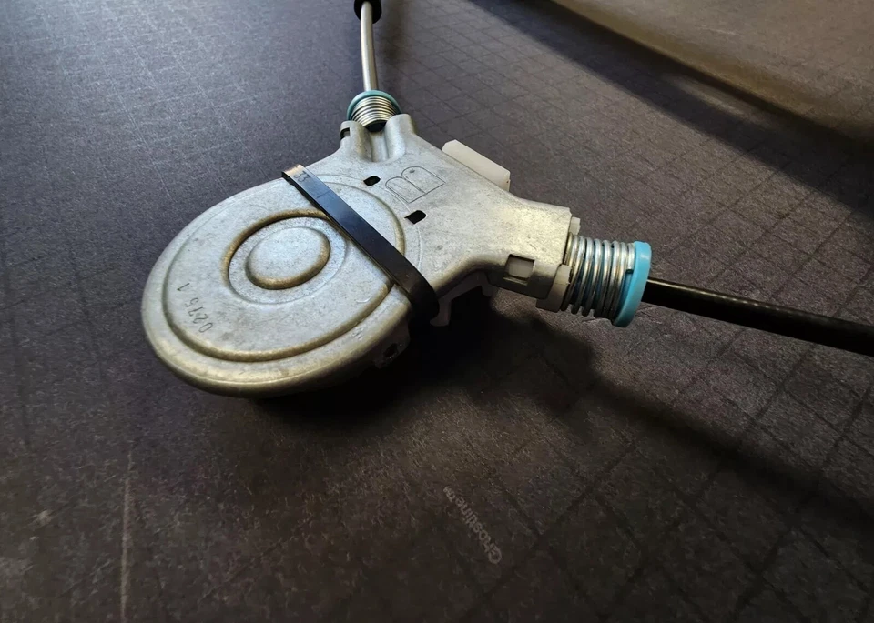 Guía de cable regulador ventana delantera izquierda Honda Accord "B" se adapta a 1998-2002 Foto 3 de 4