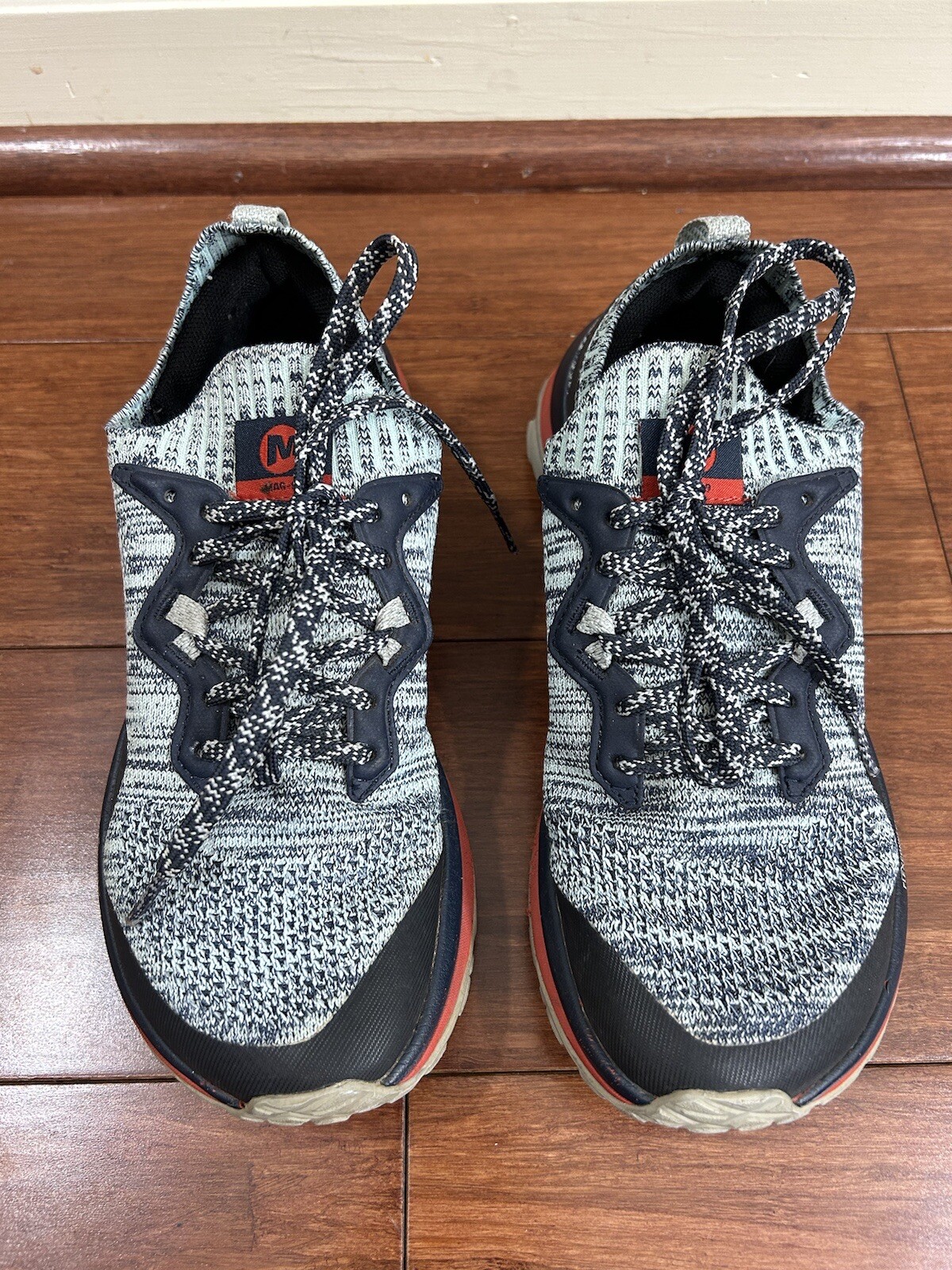 Scarpe da corsa Merrell Vibram da donna taglia 7 5 Mag 9 grigio sneaker da trail #J16546