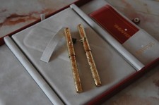 SHEAFFER NOSTALGIA II PARURE PLUME ET BILLE EN VERMEIL MOTIFS FLORAUX