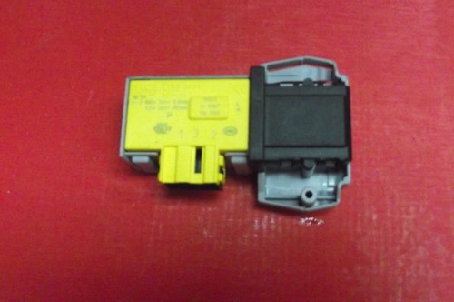 Waschmaschine CANDY CS1410TE/1-80 Türschloss