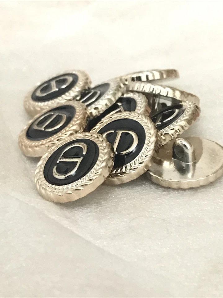 X5 Set Of Christian Dior Lightweight Buttons black & gold CD Iconic DIOR Buttons - Image 4 of 4