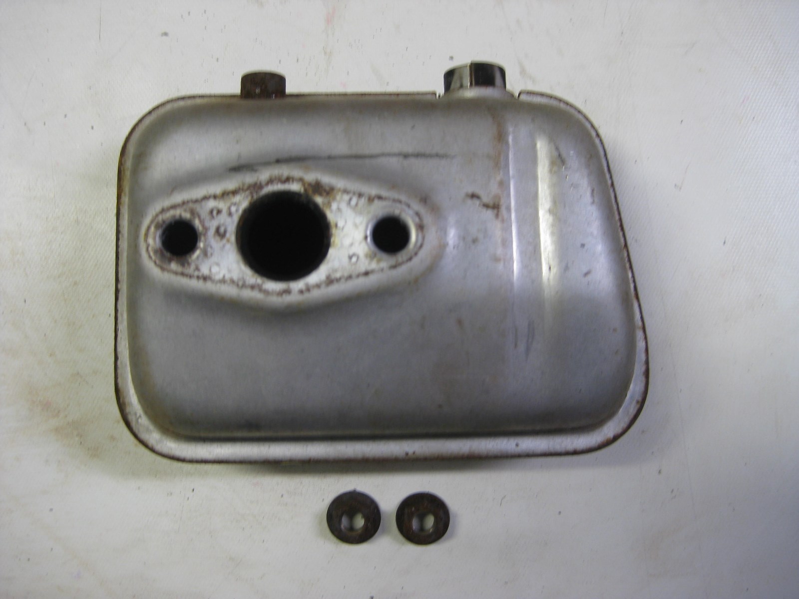 TORO Lawn Mower Engine VMG6 20622C MUFFLER part 814400 eBay