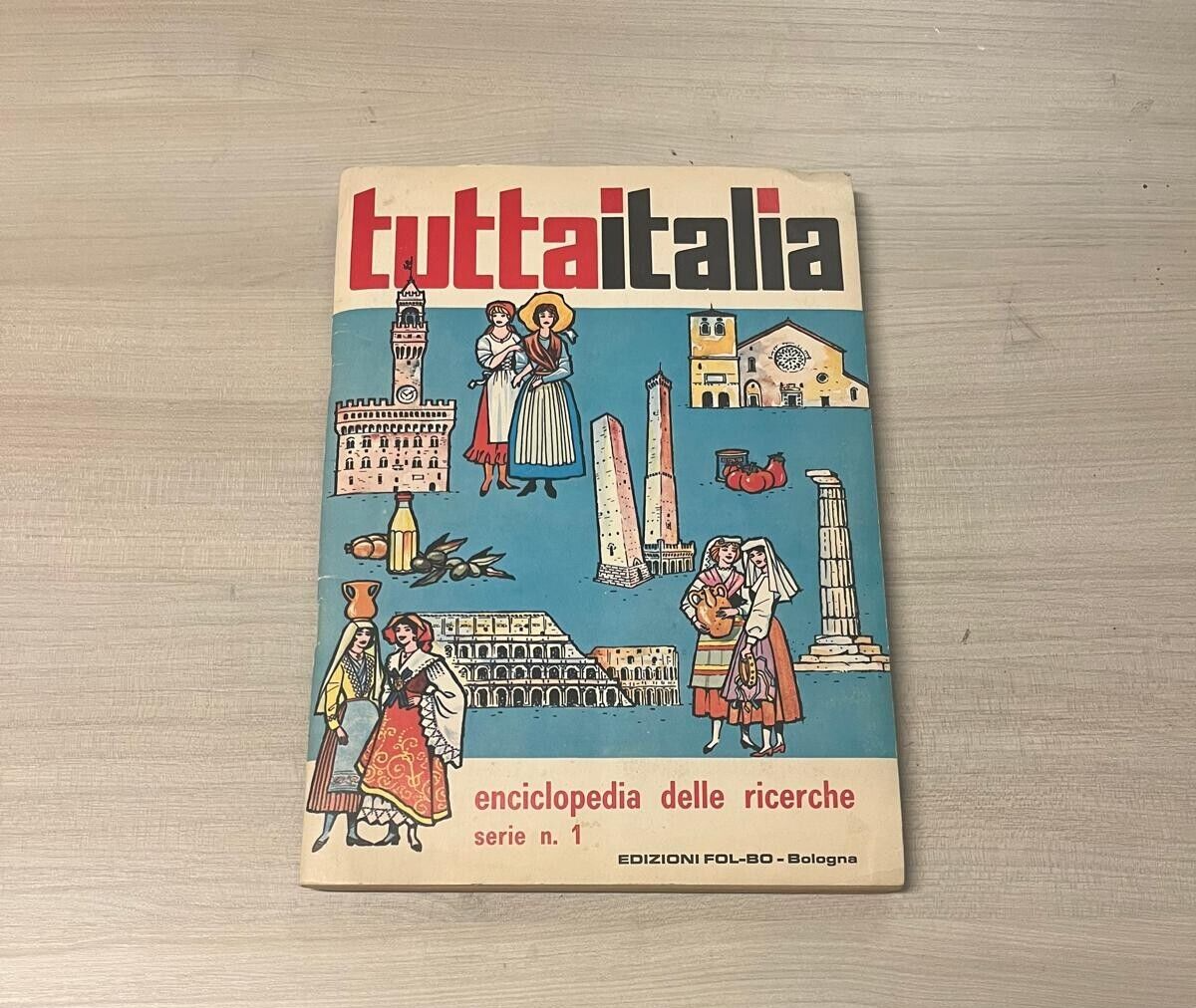 Foto 1 di 8