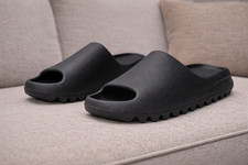 Adidas Yeezy Slide Onyx Ciabatta Unisex Outdoor Leggera Nuova Comfort EVA Foam