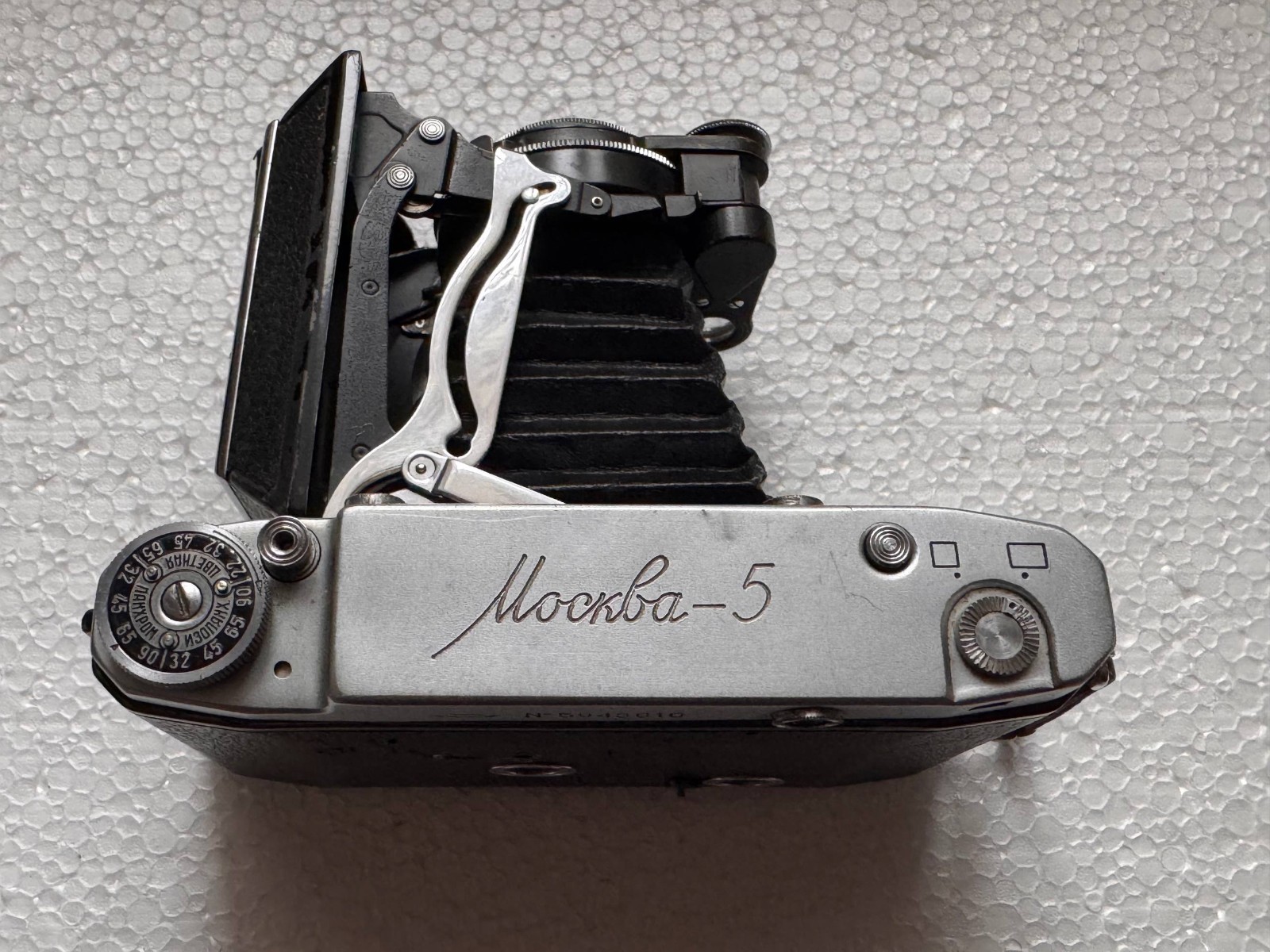 Vintage Moskva-5 lens Industar-24 Moment-24C 1/3.5 f=10.5 cm Film Camera