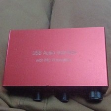 USB Audio Interface with Mic Preamplifier