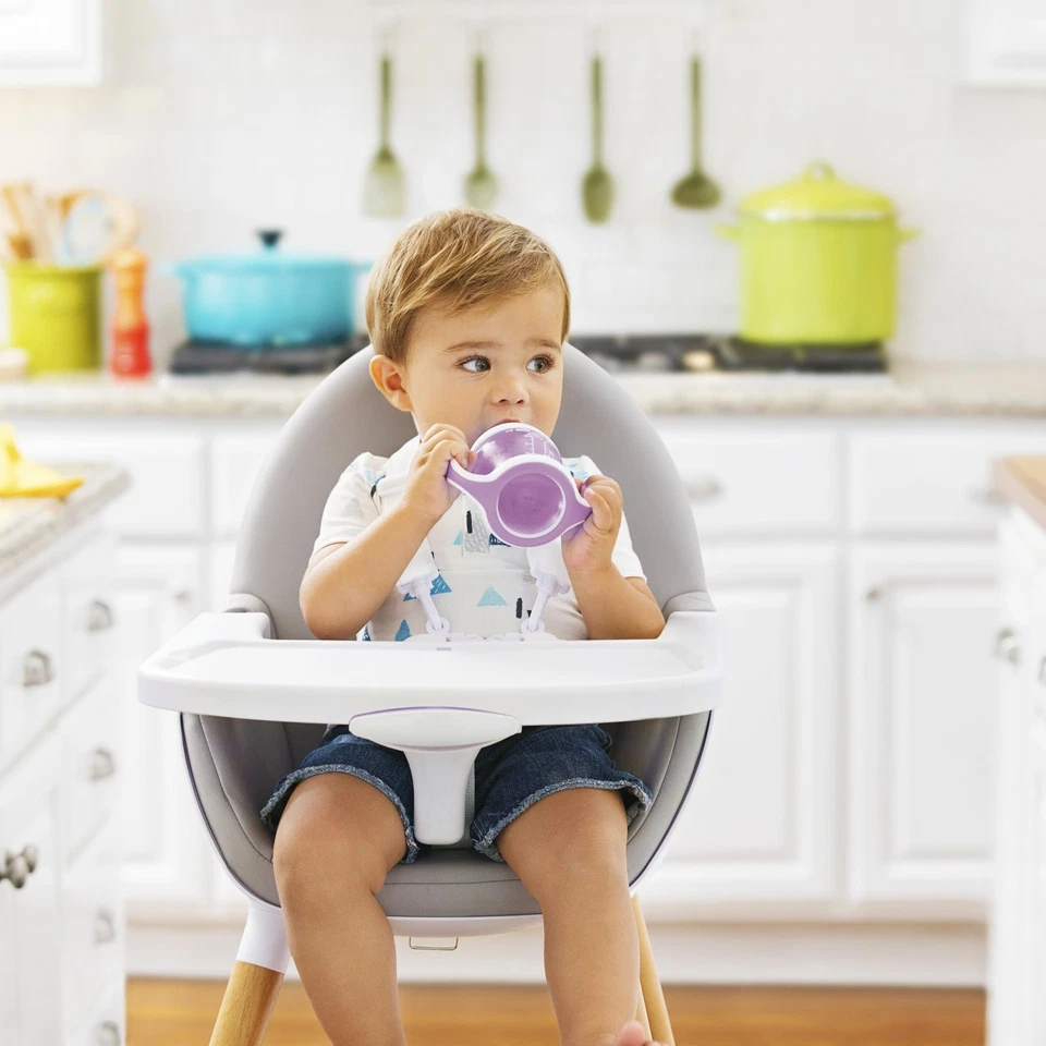 Juego de tazas Munchkin 4 oz púrpura para sorber con boquilla flexible y asas de fácil agarre Foto 3 de 4