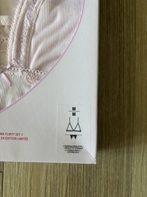Victoria&rsquo;s Secret PINK Bra Panty Set Bralette Thong Pink Lace M NWT Romantic