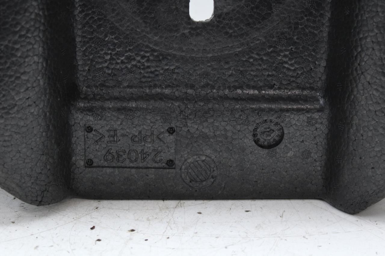 2014-2020 Maserati Ghibli 3.0L RWD Tool Kit Foam Holder 670031773 OEM