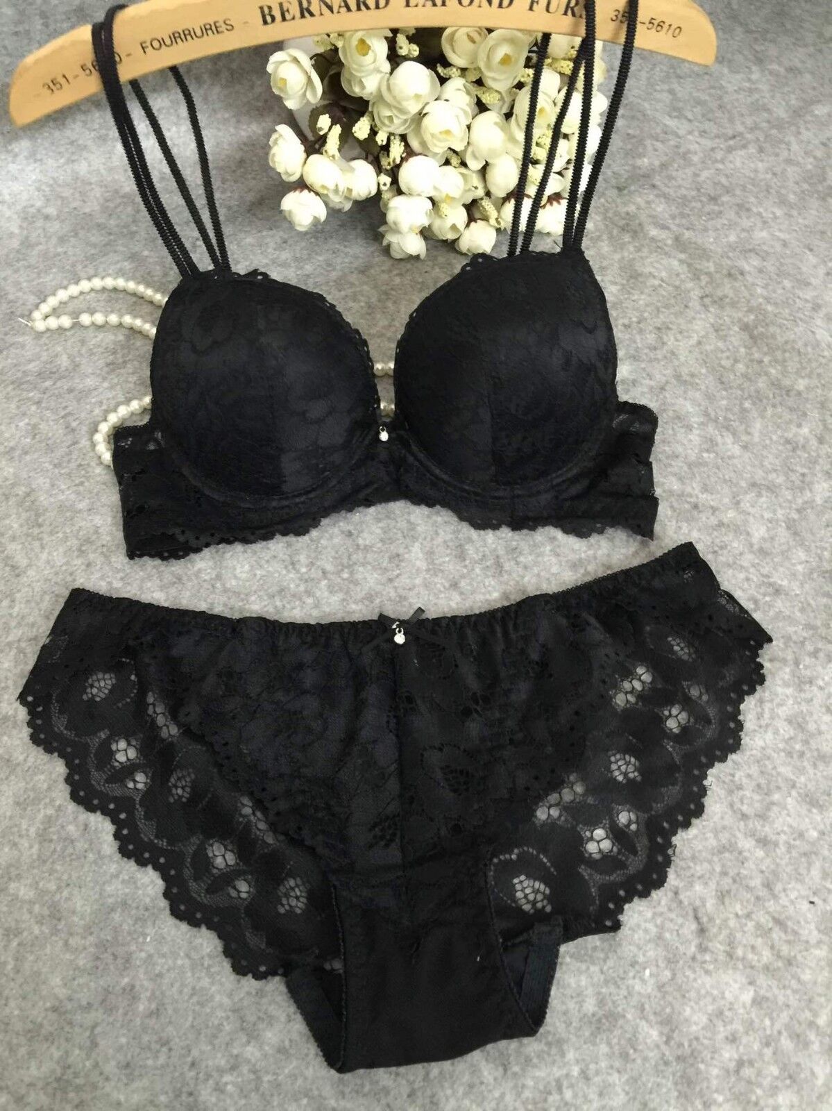 Foto 16 di 61