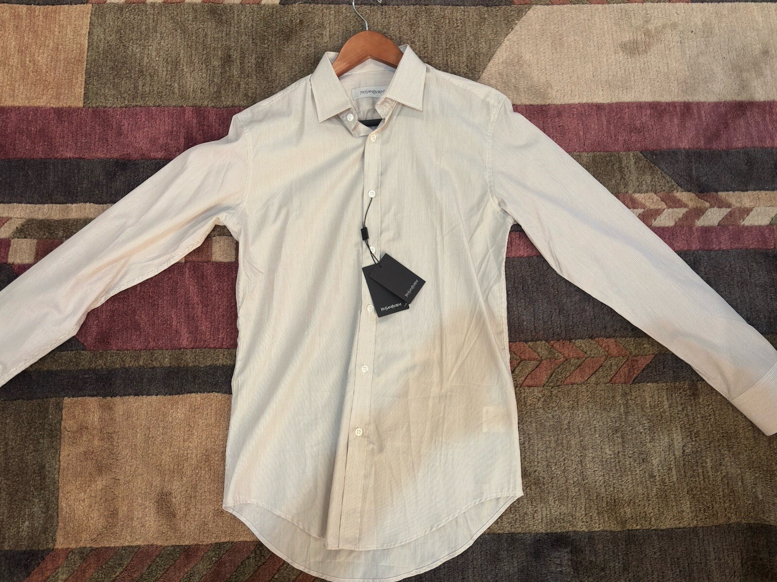Camicia a righe beige Yves Saint Laurent $475 taglia 39 Made in Italy.