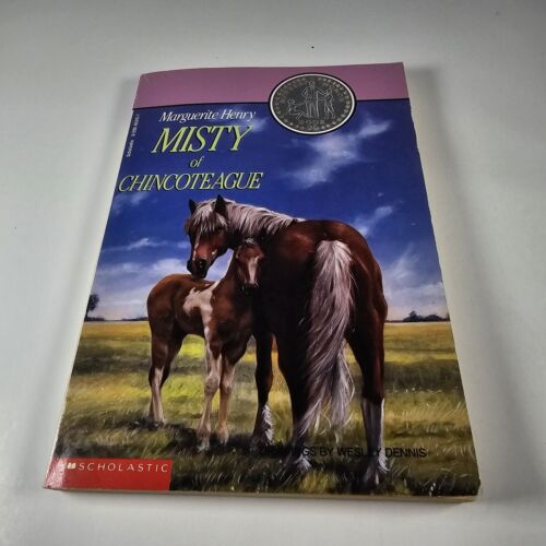 Misty of Chincoteague by Marguerite Henry VG Condition Paperback