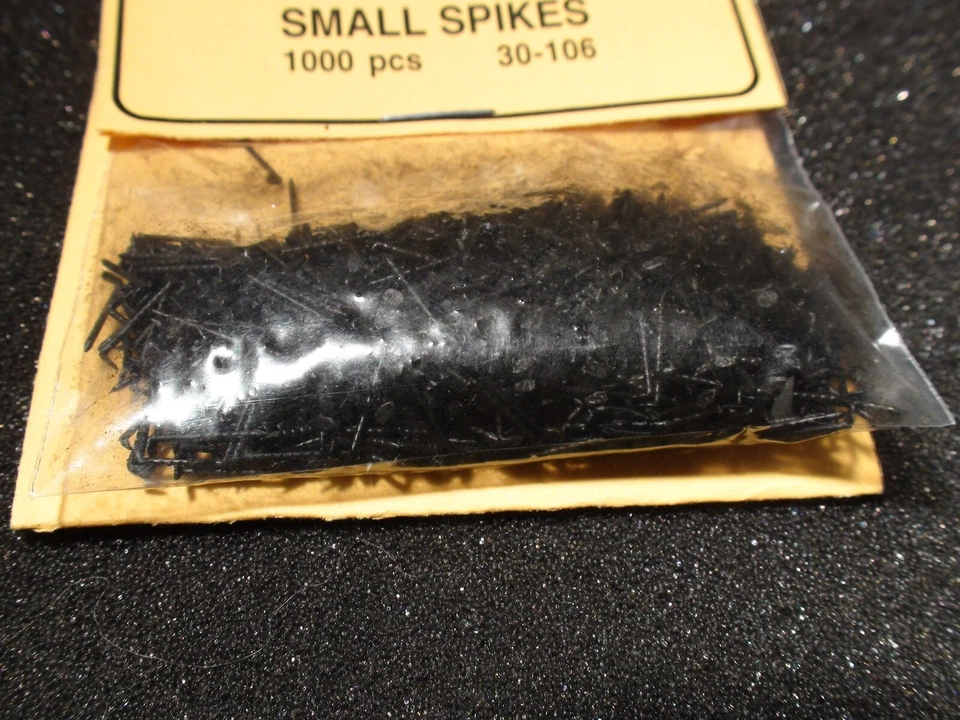 Micro- Engineering 30-106 SMALL 1/4" SPIKES  1000 PCS BIGDISCOUNTTRAINS - Image 2 of 4
