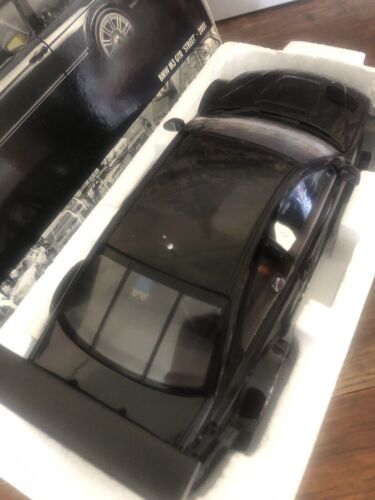 Minichamps 1/18 BMW M3 GTR Street 2001. Stunning Model In Black - Picture 20 of 24