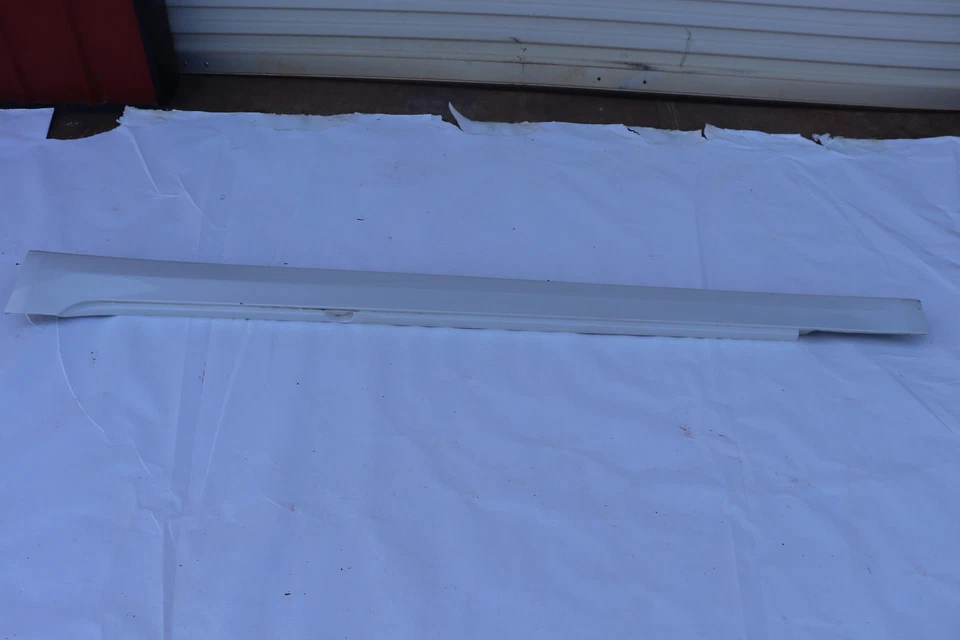 2017-2022 宝马 540I G30 左驱动侧摇杆面板成型白色原始设备制造商 — 第 2/4 张图片