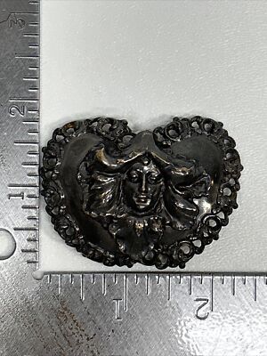 Vintage E & C Interlocking Low-Relief Ornate Victorian Heart