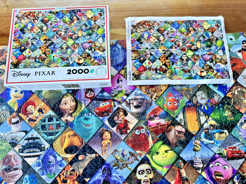 DISNEY Pixar Puzzle Poster Film (2000 Pezzi - 38" x 26") COMPLETO - Foto 6 di 14