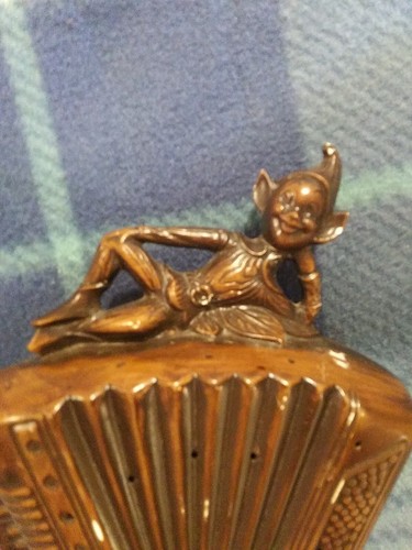 1961 Treasure Craft Compton California Art Pottery  - Picture 7 of 9