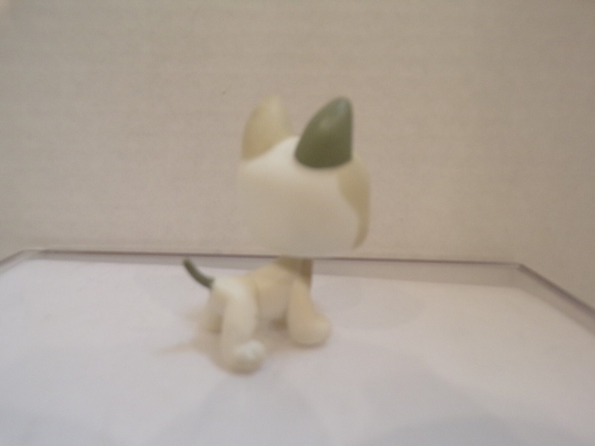 Littlest Pet Shop~#1665~Bull Terrier~Puppy Dog~Beige White~1 Gray