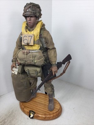 1/6 CUSTOM WW2 US 101ST AIRBORNE PARATROOPER LT. DICK WINTERS