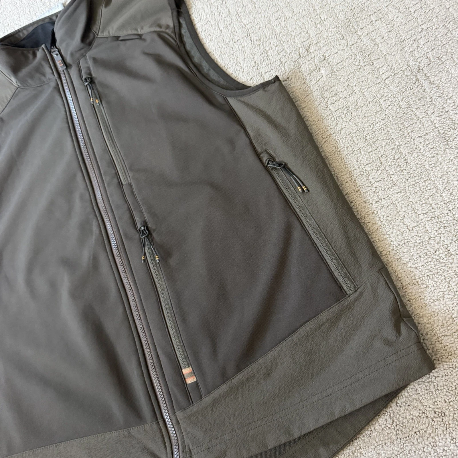 Beretta Men’s Butte Softshell Hunting Vest Sz L Moss Brown Bark Made Italy EUC - product detail image 4