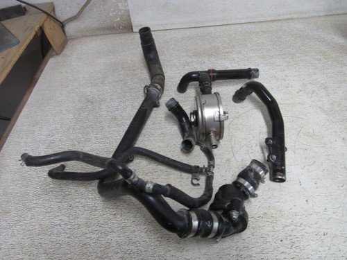 2009 09-11 YAMAHA YZFR1 YZF R1 1000 THERMOSTAT HOUSING OIL COOLER LINE OEM #3852