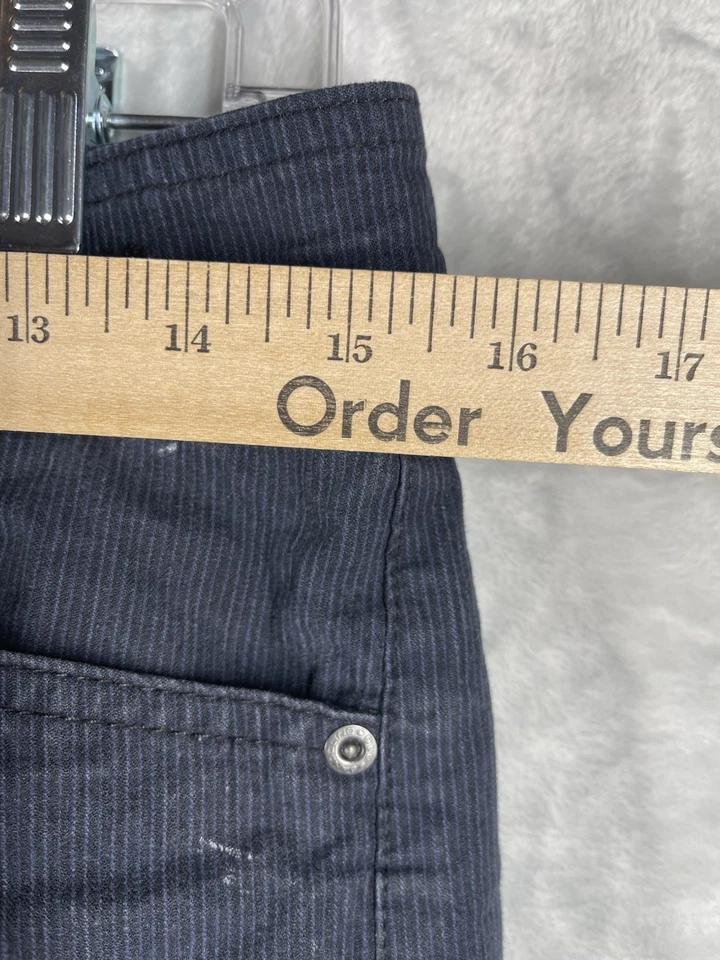 Bandolino Denim Shorts Womens Size 8 Navy Blue High Rise Striped Bermuda - Image 4 of 4