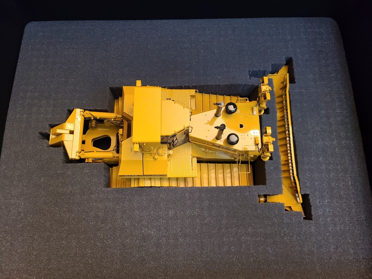 Caterpillar Cat D11R Dozer with Ripper - CCM Brass 1:24 Scale