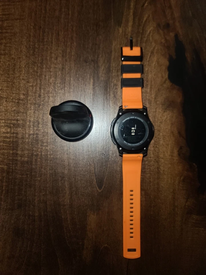 Samsung Gear S3 Frontier - Image 2 of 2