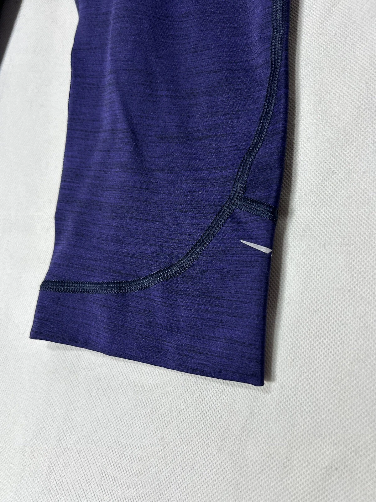 arcteryx 3/4 tight stretch dark azalea leggings