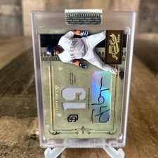 2004 Playoff Prime Cuts II Tony Gwynn #100 Signature Material Auto / 19