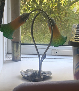 2 Light Table Lamp Green Glass Flower Shades Bronze Metal Base Art Nouveau