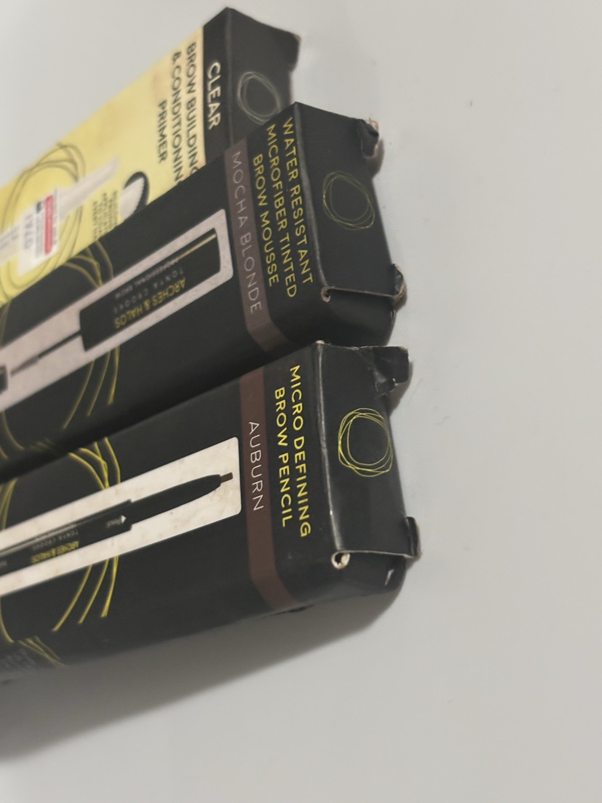 3x Arches and Halos 1x Auburn Eyebrow Pencil, 1x Mocha Blonde Mousse, 1x Primer