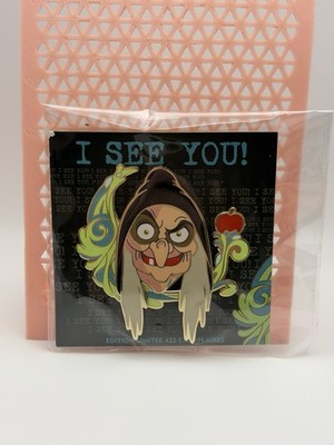 Disney DLP 2024 ''I See You!'' Olg Hag Evil Queen Snow White LE 425 Pin