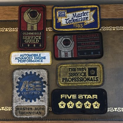 Vintage 1980s Auto Patch Lot: GM Master Tech Oldsmobile ASE Chrysler 5-Star