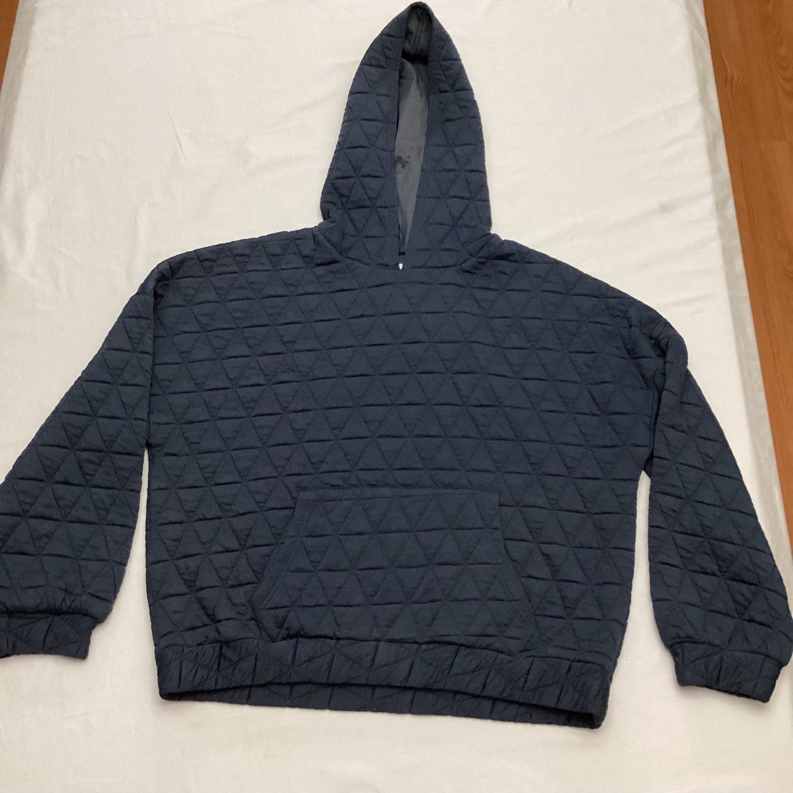 THINGS BETWEEN Quilted Geometric Pullover Hoodie … - image 8