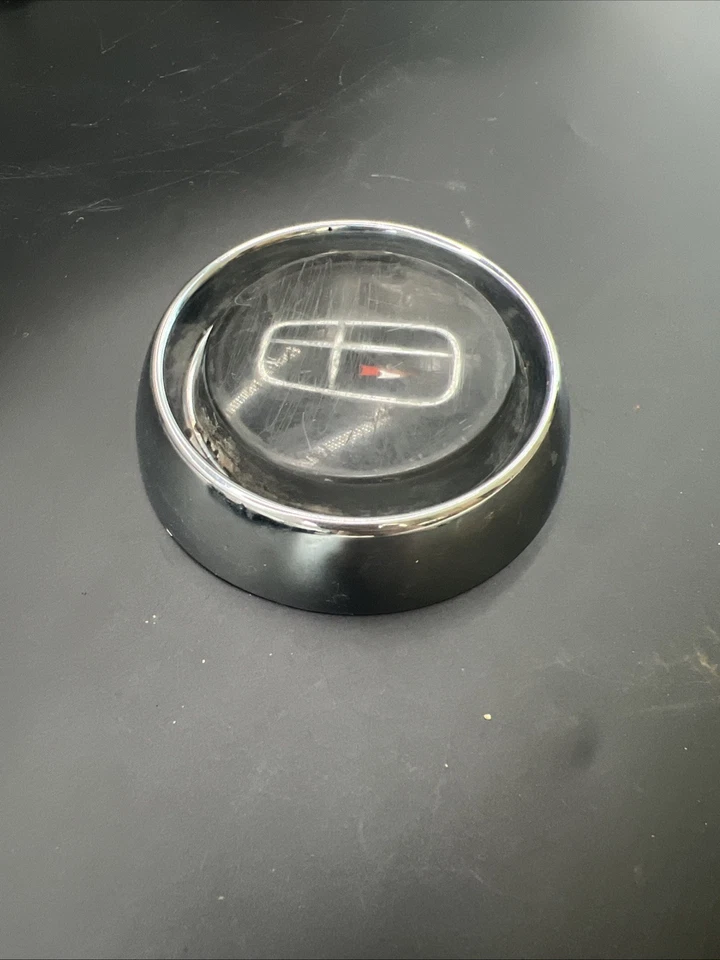 1962 Dodge Dart/ Lancer Horn Button - Imagem 2 de 4