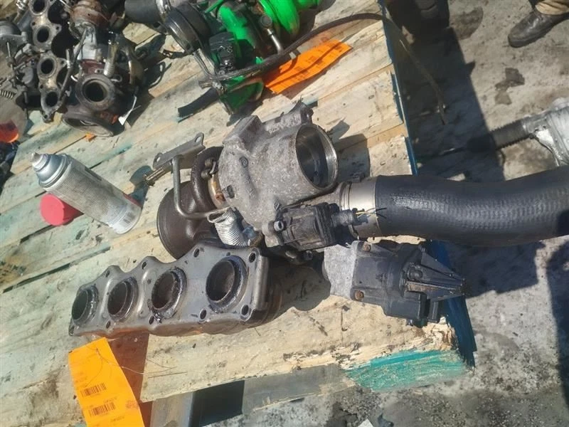 Turbo/supercargador 2,0 L para BMW 320i 185962 12-18 Foto 2 de 4