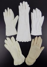 Vintage Lot of Womens Dress Gloves Size SMALL White and Off White 5 Pairs