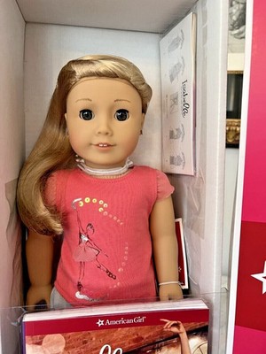 AMERICAN GIRL DOLL Girl of the Year 2014 ISABELLE  18''  NEW SAME DAY SHIP BONUS