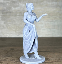 Miniature Saloon Girl Figurine. Wild West Western Decor Toy Soldiers 54mm 60mm 